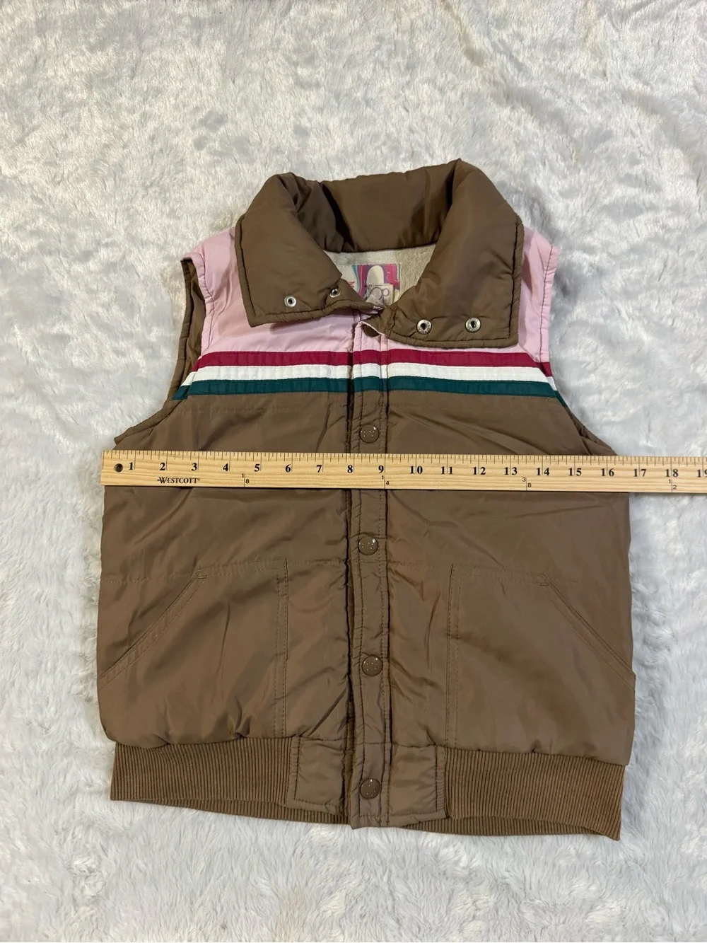 OP sleeveless puffer